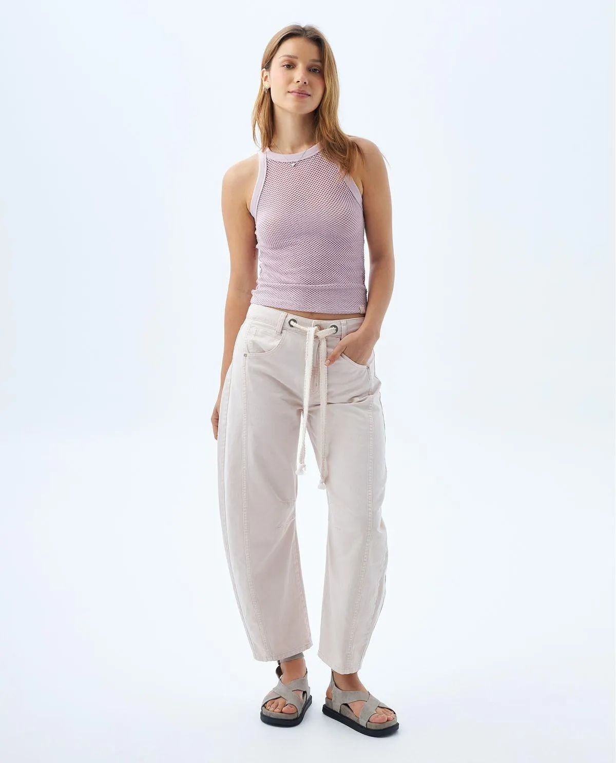 Camiseta manga sisa en malla para mujer