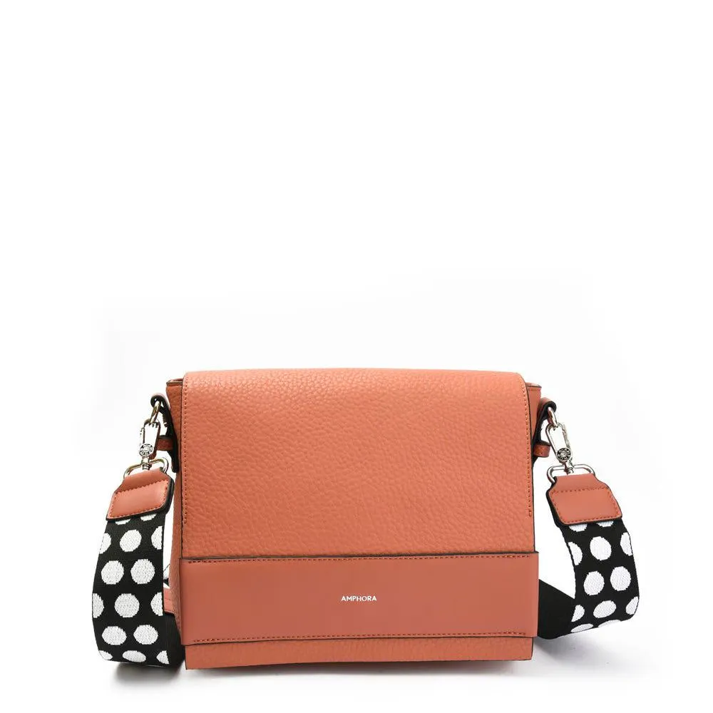 Lunna bandolera con tapa coral