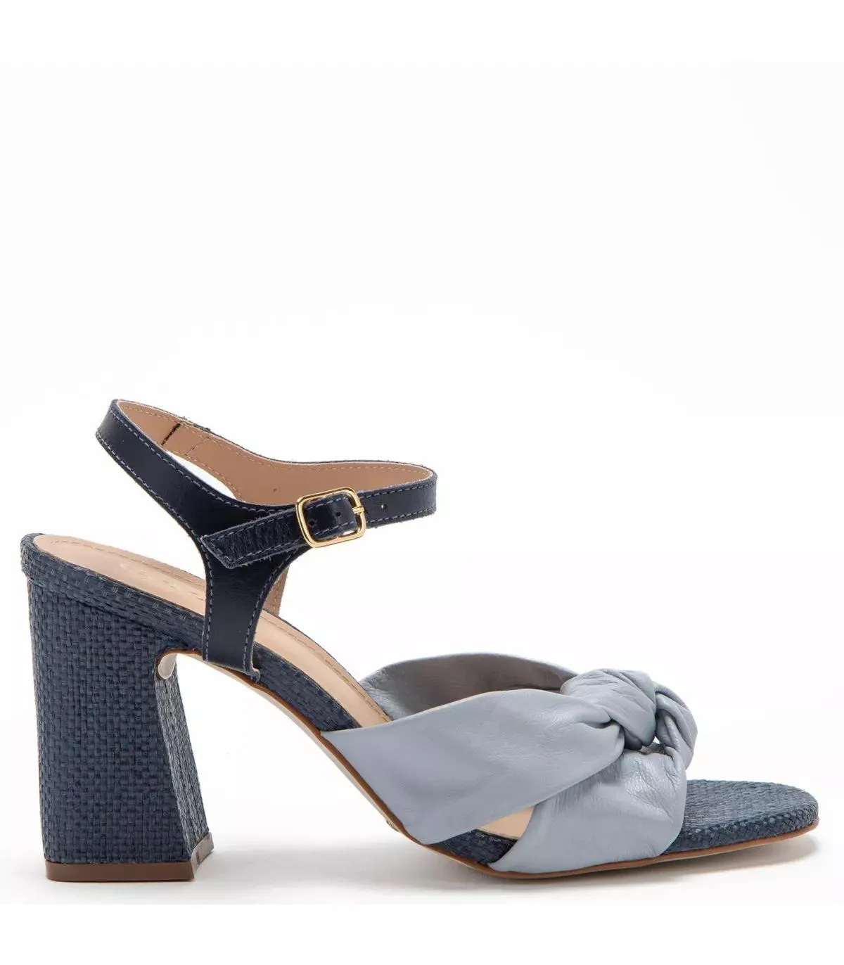 Sandalia Judith Celeste