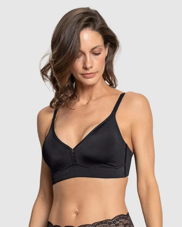 Sostén tipo top con abrochadura en espalda