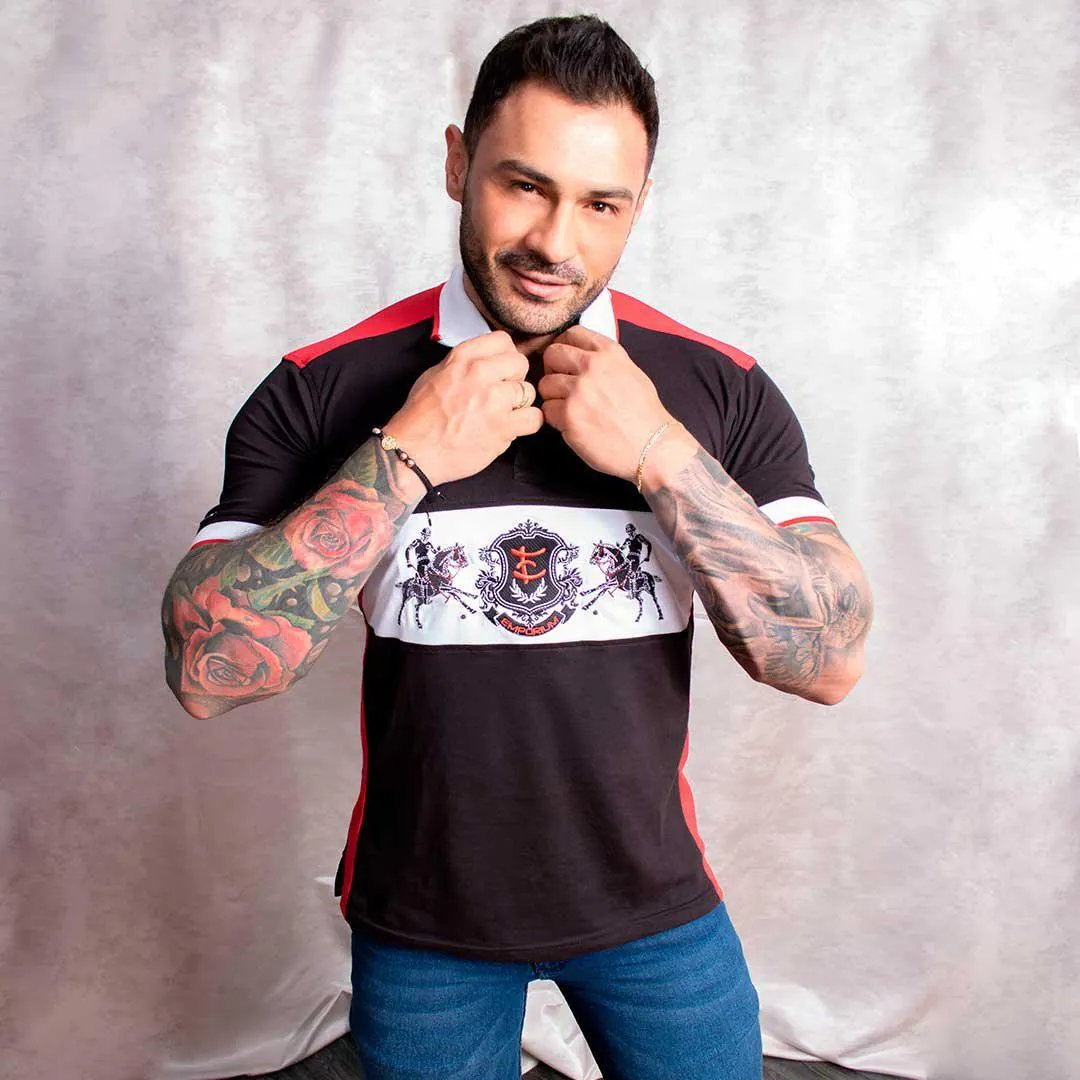 Polo con bordado caballos