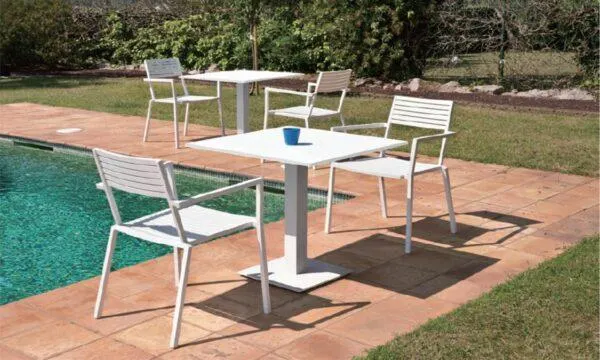 IRIS 0.80 MESA DE COMEDOR (Disponibilidad Enero 2024)