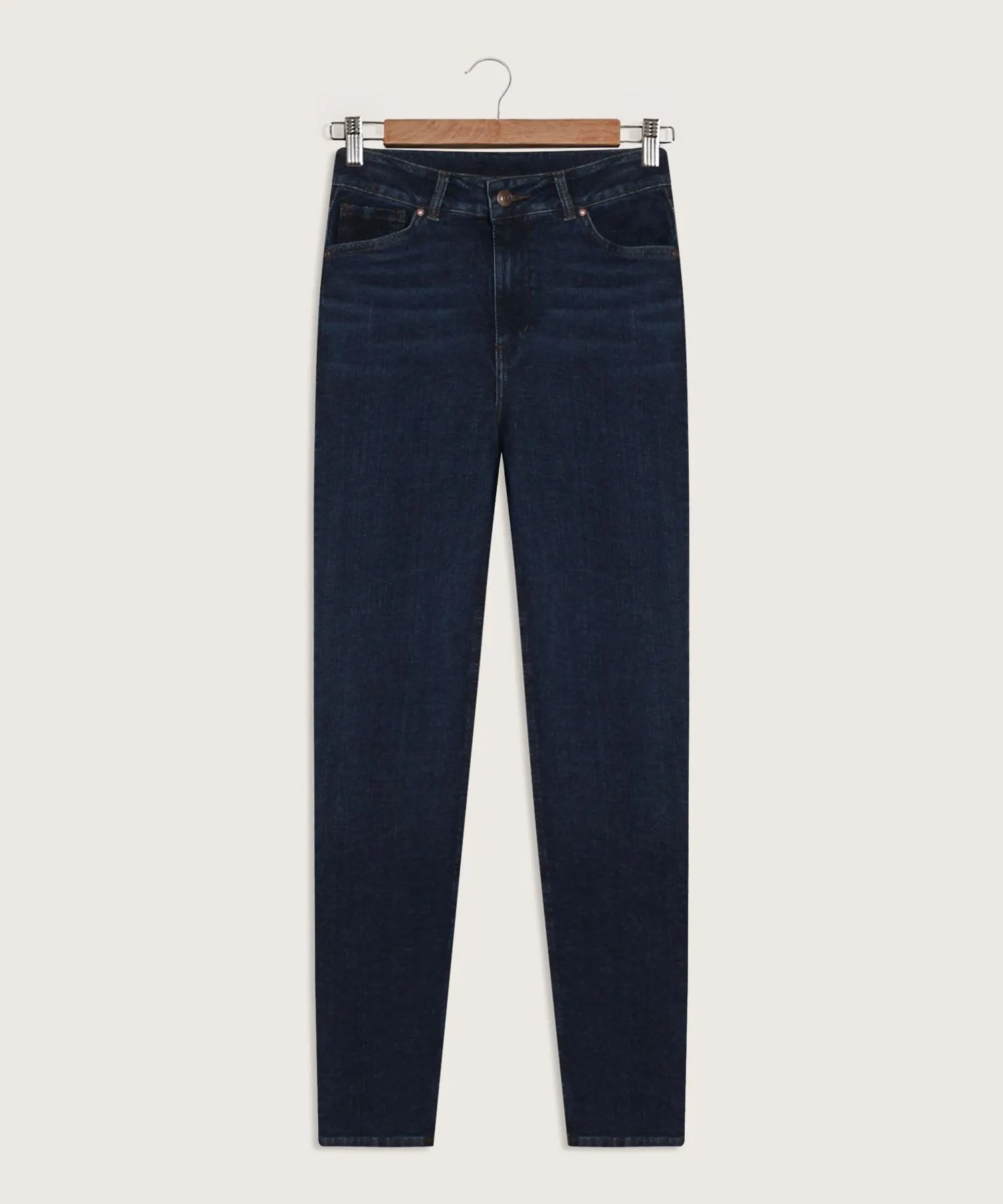 Jean Straight Tiro Medio