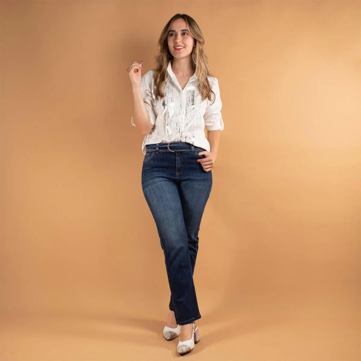 Jeans color azul con cinturón