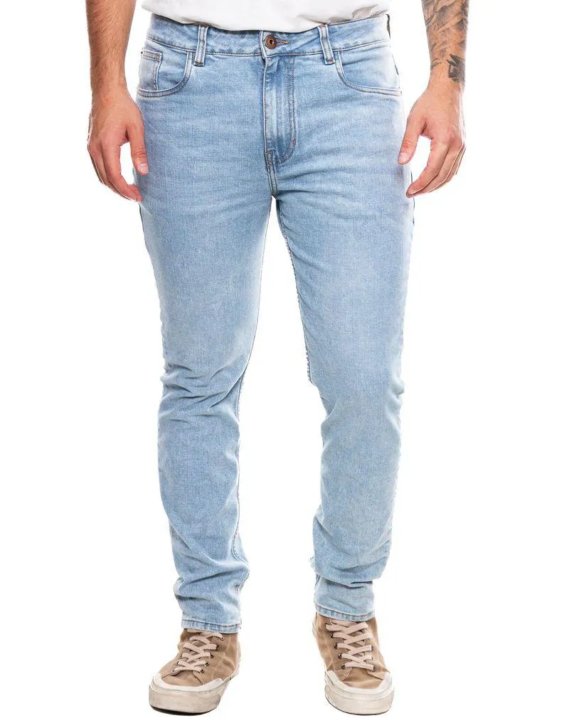Slim Fit Jeans Tono Claro Con Reservas De Costuras