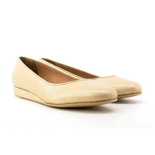 Camminare nella Brezza Oro