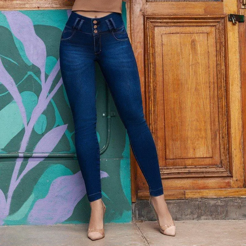 Jean Tiro Medio Extra Realce, Bota Tubo Sin Bolsillos, Azul Industry Tela:Denim Premium Licrada