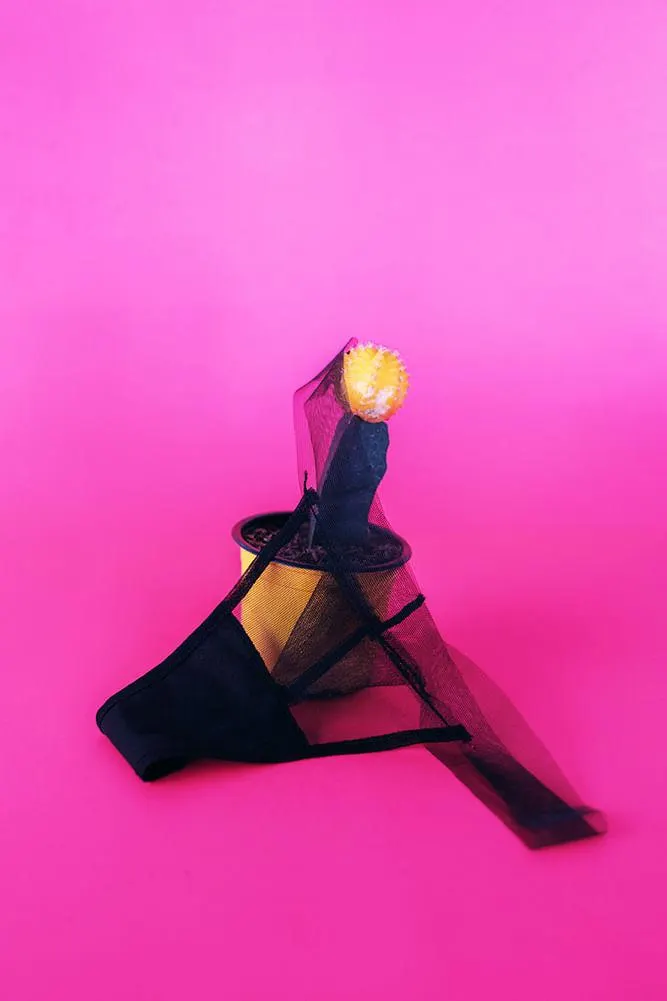 BRASILERA HILO ELLIPSE EN TUL INVISIBLE ULTRA COMODO ALMA LIMPIA NEGRO