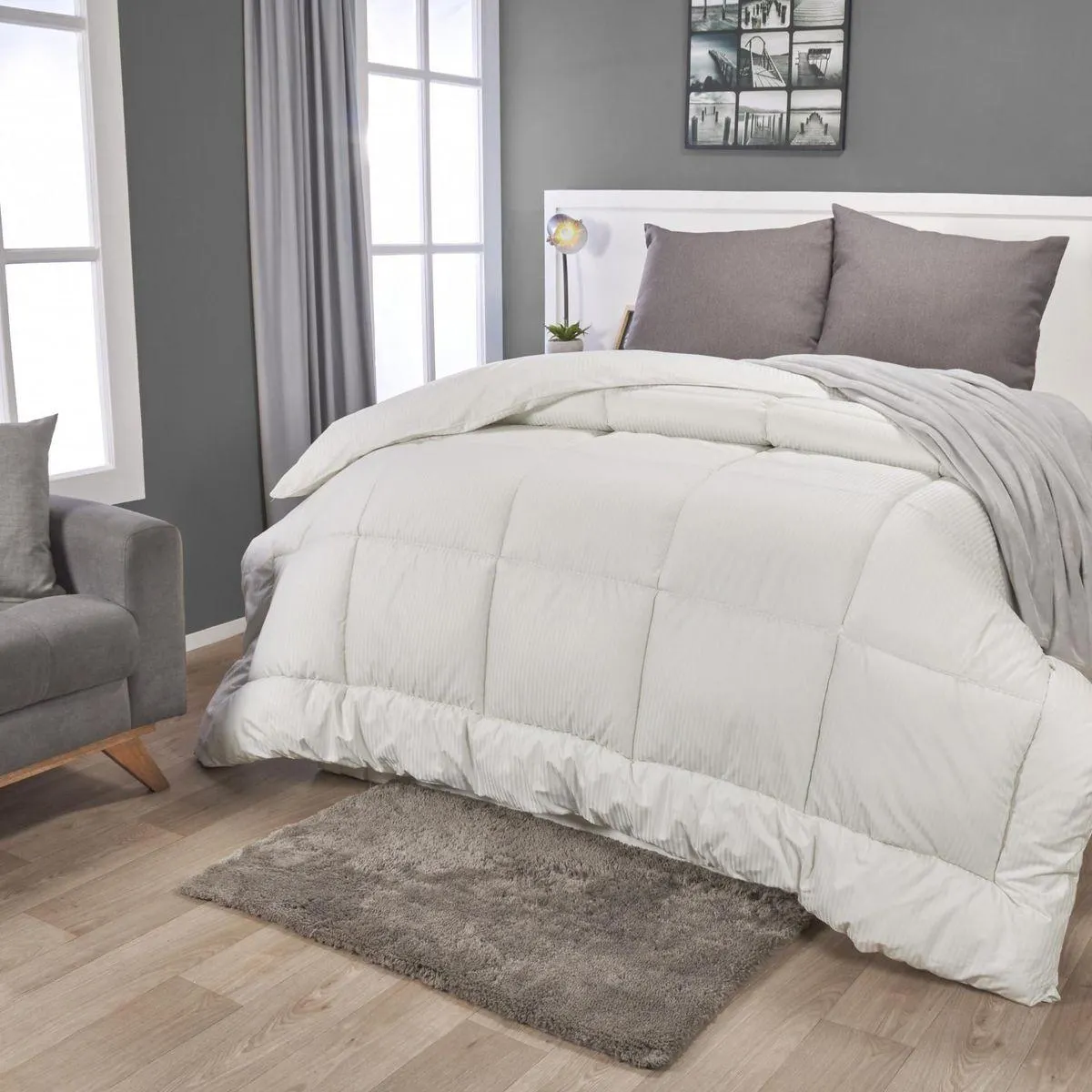 Plumón tipo hotel en tela 300 hilos gris pastel