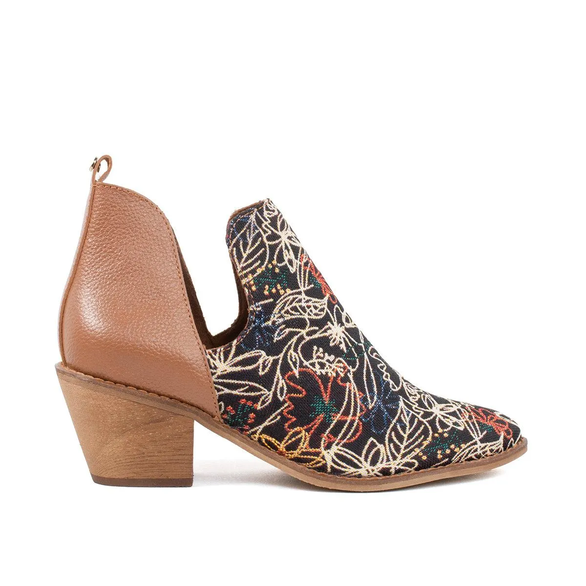 Botines con talón de cuero y capellada textil color estampado