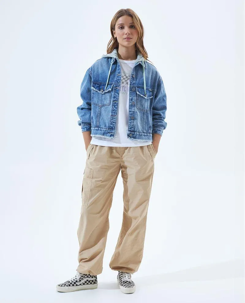 Chaqueta con capucha removible para mujer