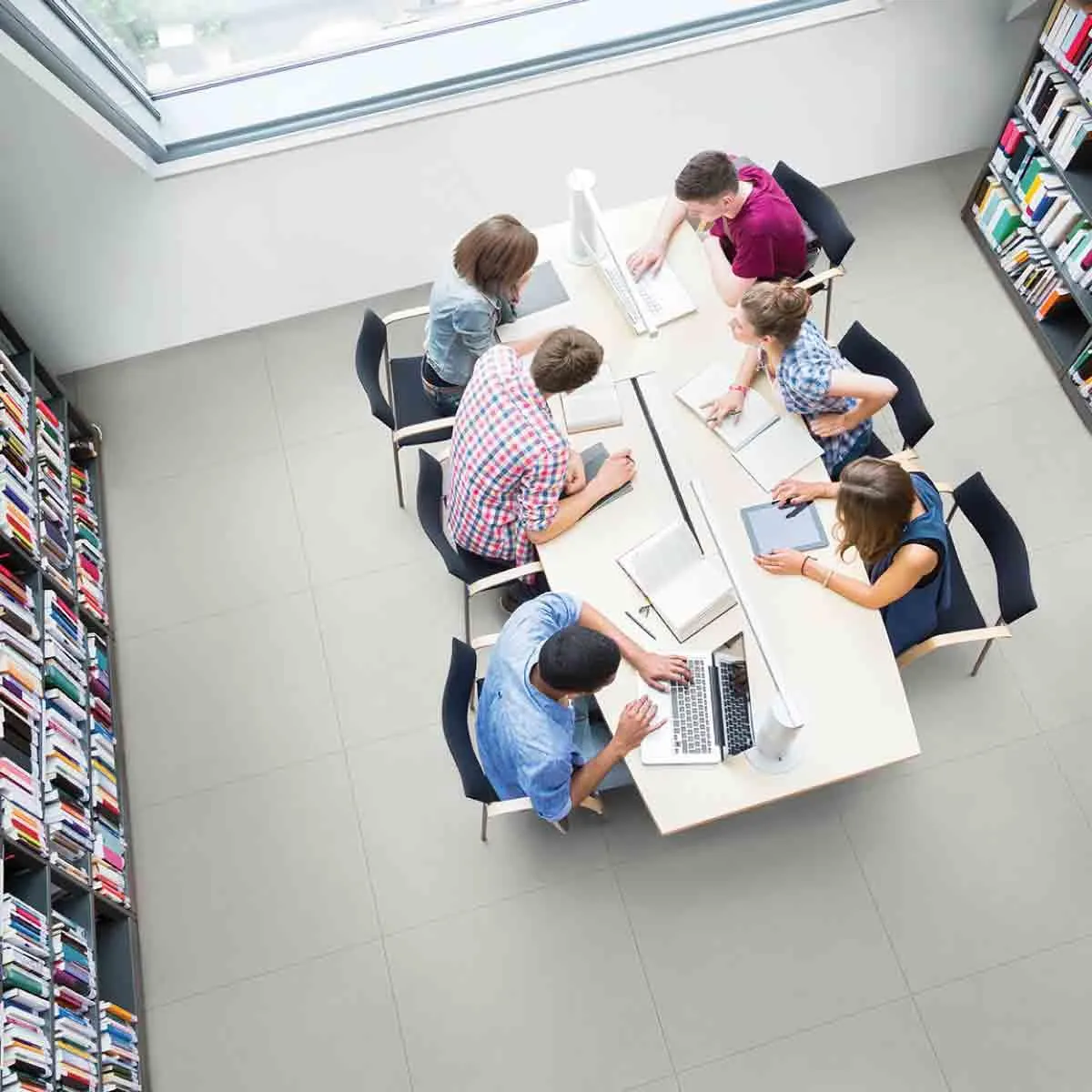 Piso Porcelanato Rectificado Aura Gris Caras Diferenciadas 60X60