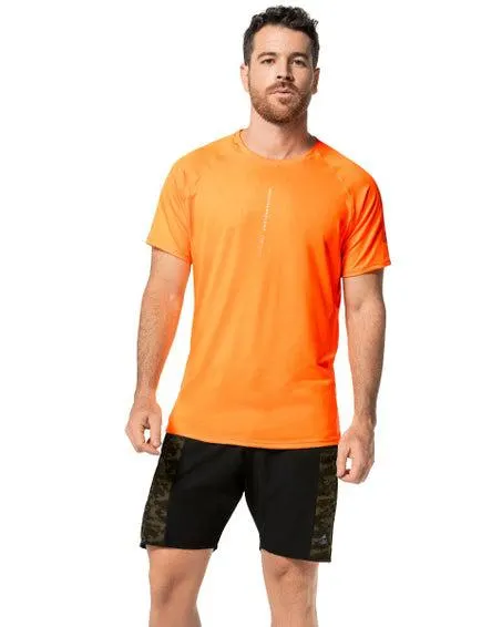 CAMISETA CON DEPORTIVA HOMBRE