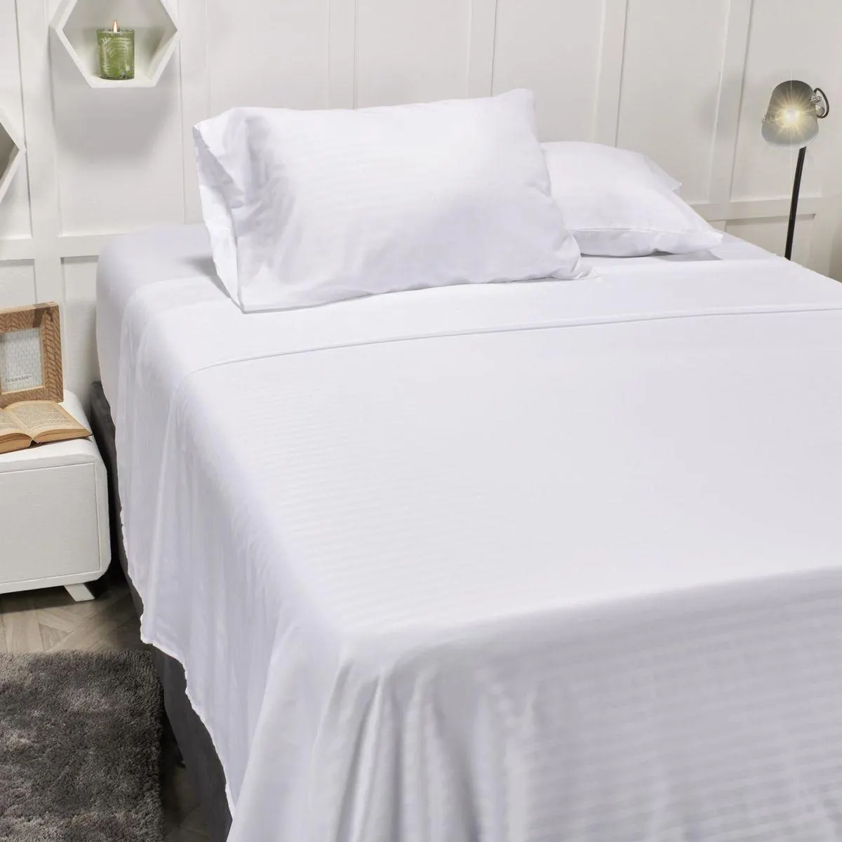 Juego de Sábanas microfibra embosada de 1cm blanco
