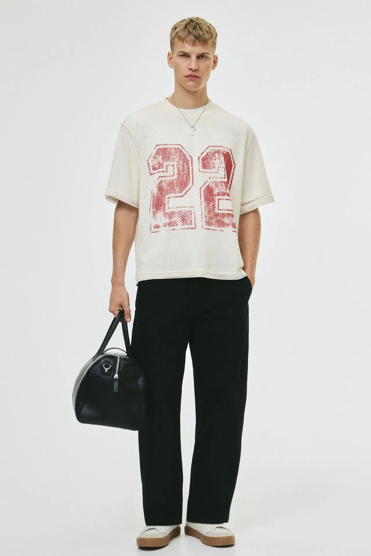 Camiseta Oversized Fit en malla con estampado