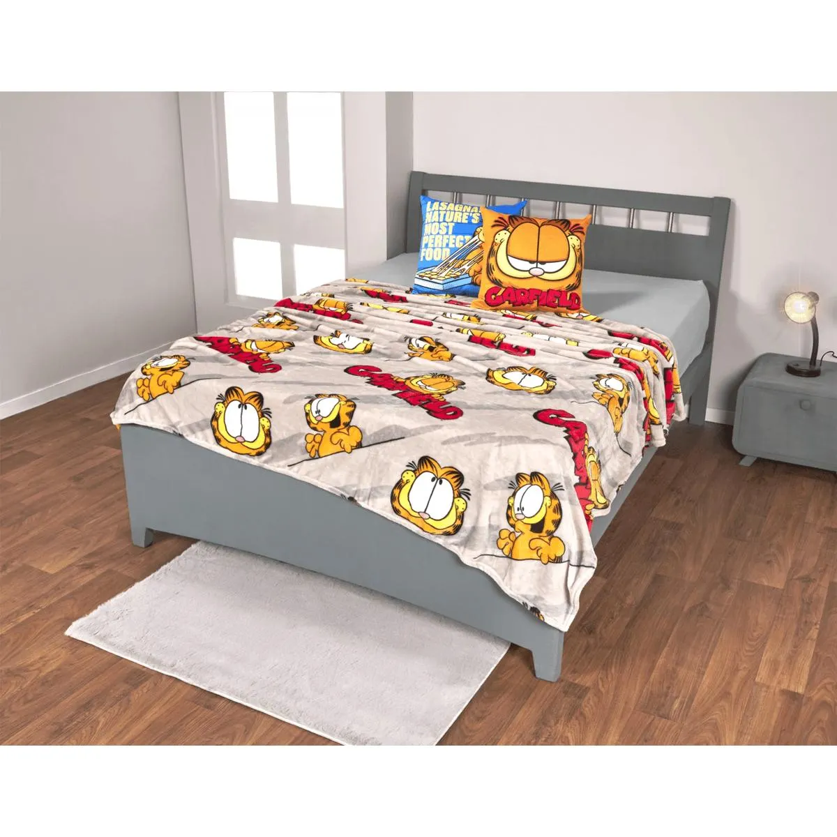 Cobija flannel estampación rotativa Garfield