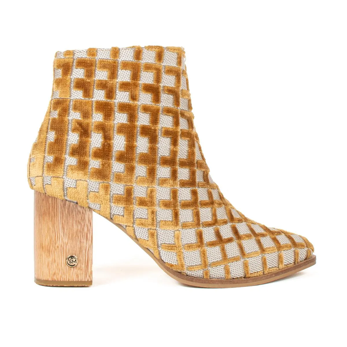 Botines color dorado texturizado