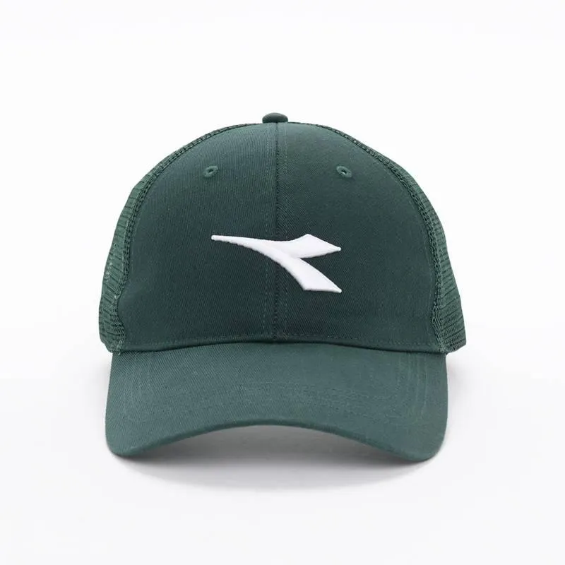 Gorra de Malla cierre Ajustable Diadora