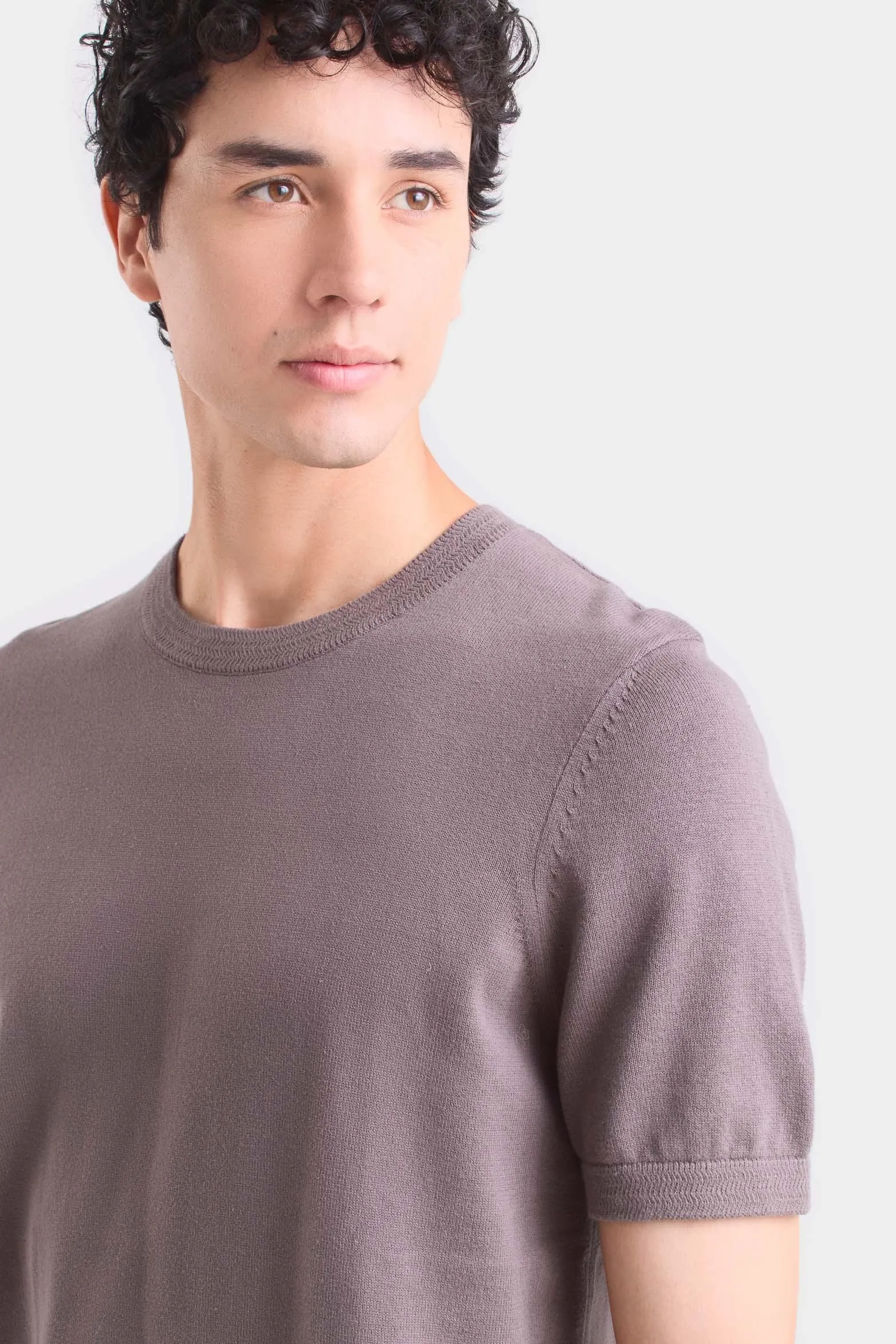 Camiseta loira de algodón para hombre detalle tejido