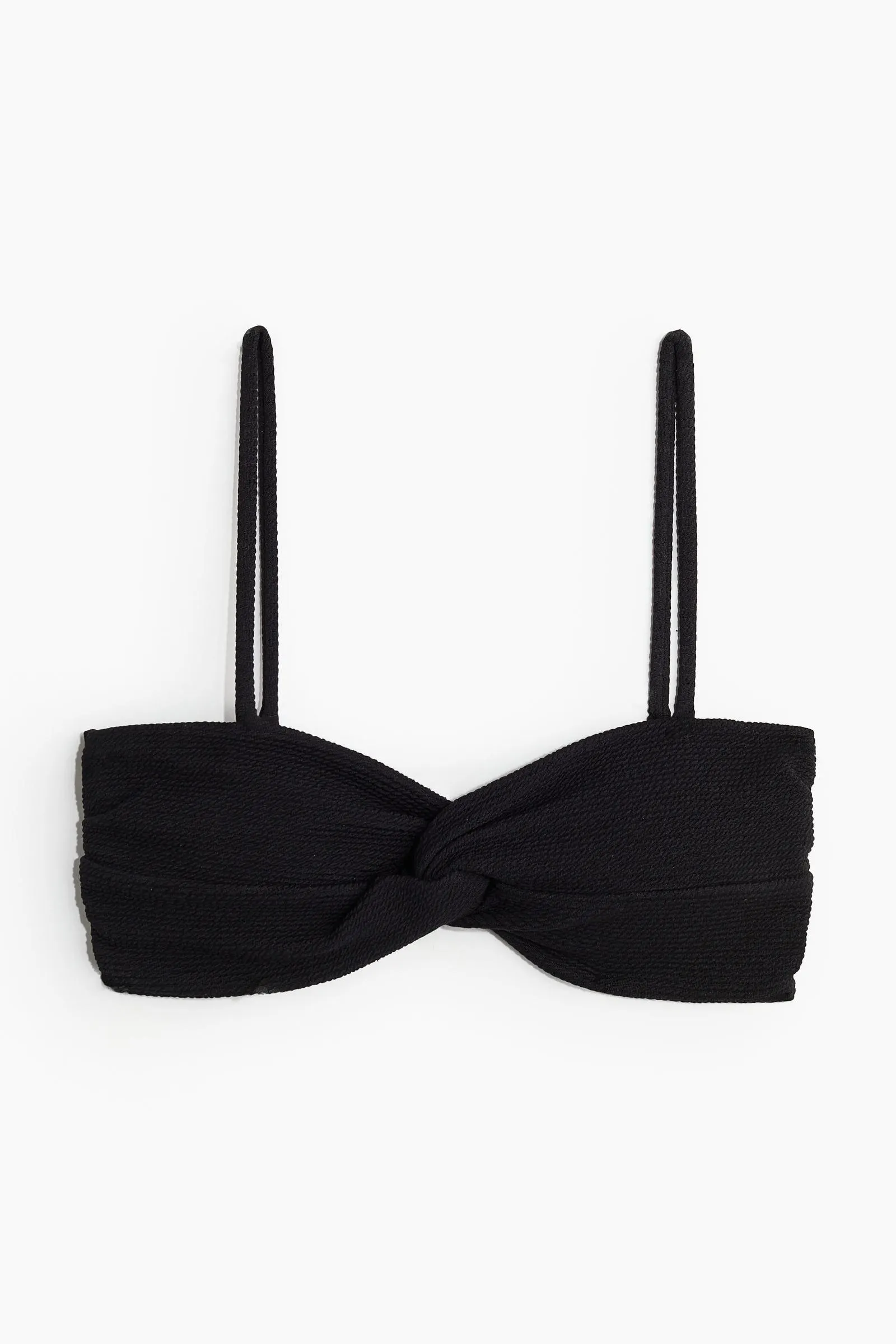 Top de bikini con relleno y detalle girado