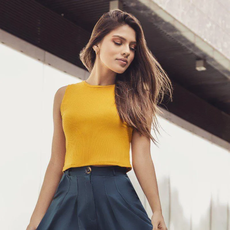 Crop top mostaza rib licrado manga siza