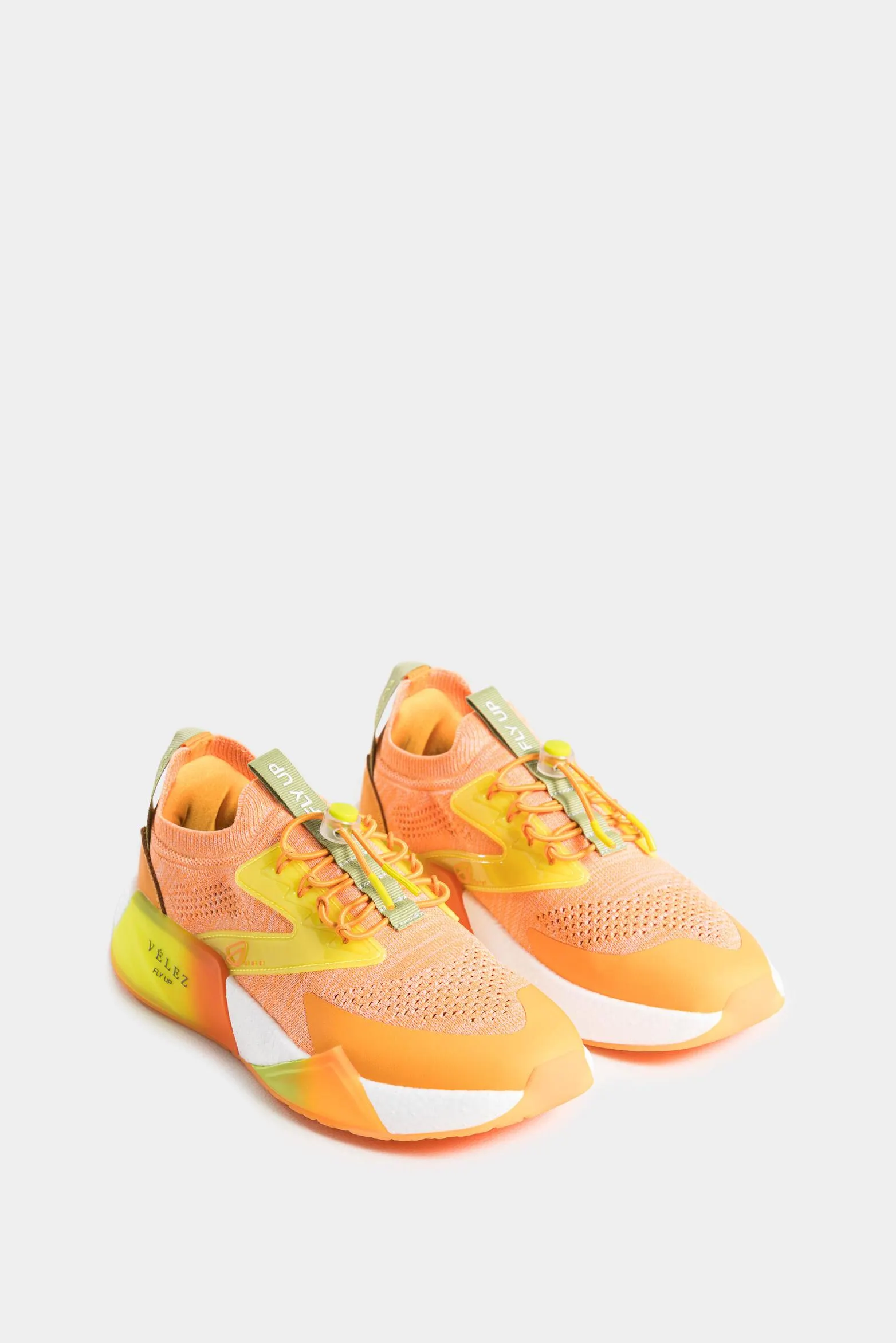 Tenis Fly Up freedom de textil y cuero para mujer detalles neón