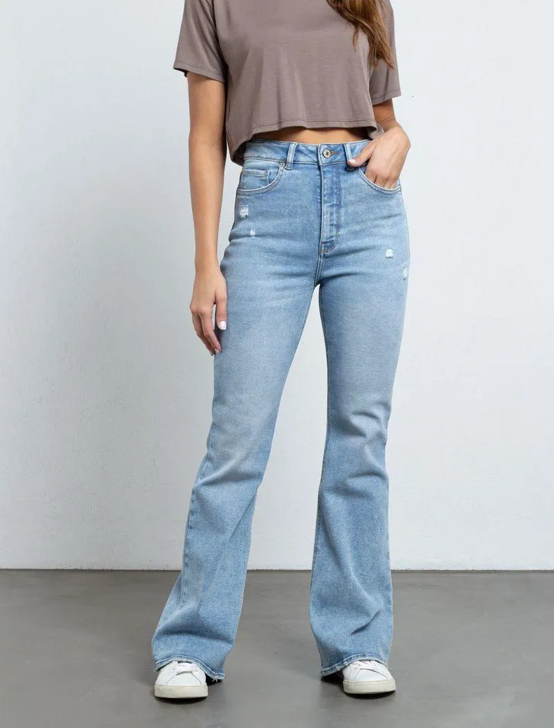 Jean Flare fit tono medio