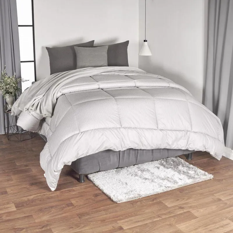 Plumón tipo hotel en tela 200 hilos gris nieve