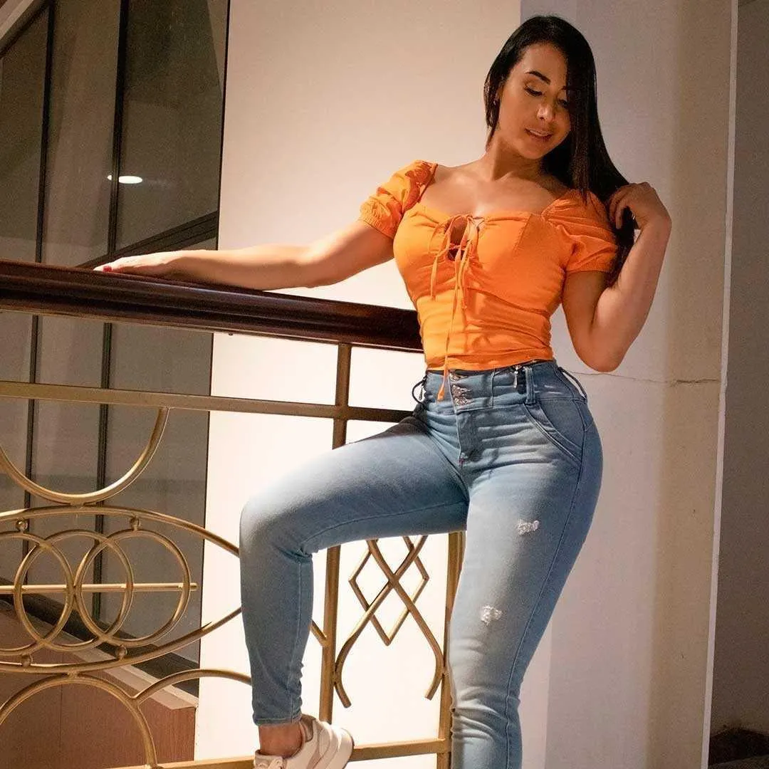 Blusa manga bombacha con amarre en busto