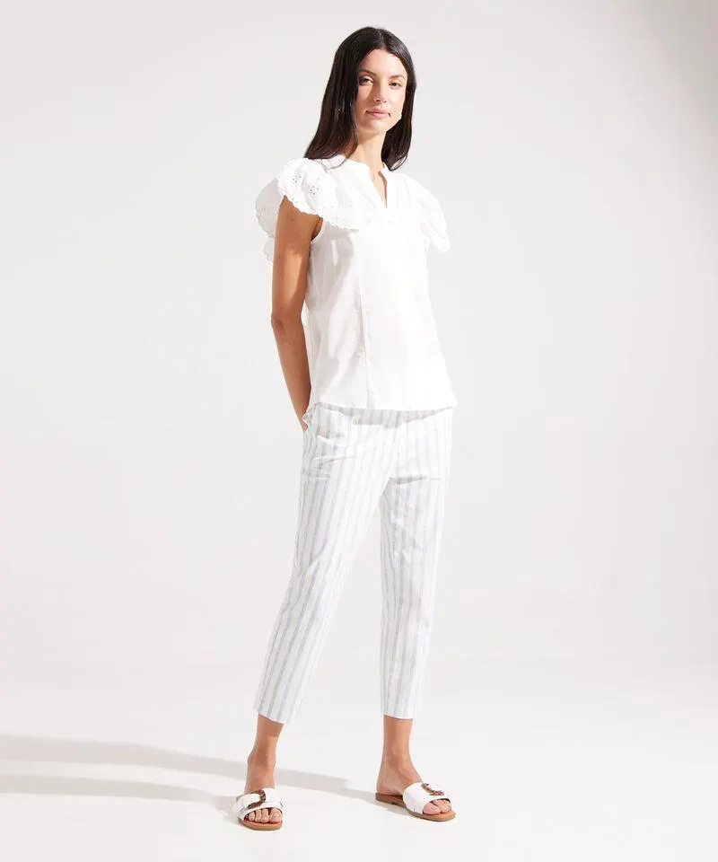 Pantalón Capri Con Estampado Floral