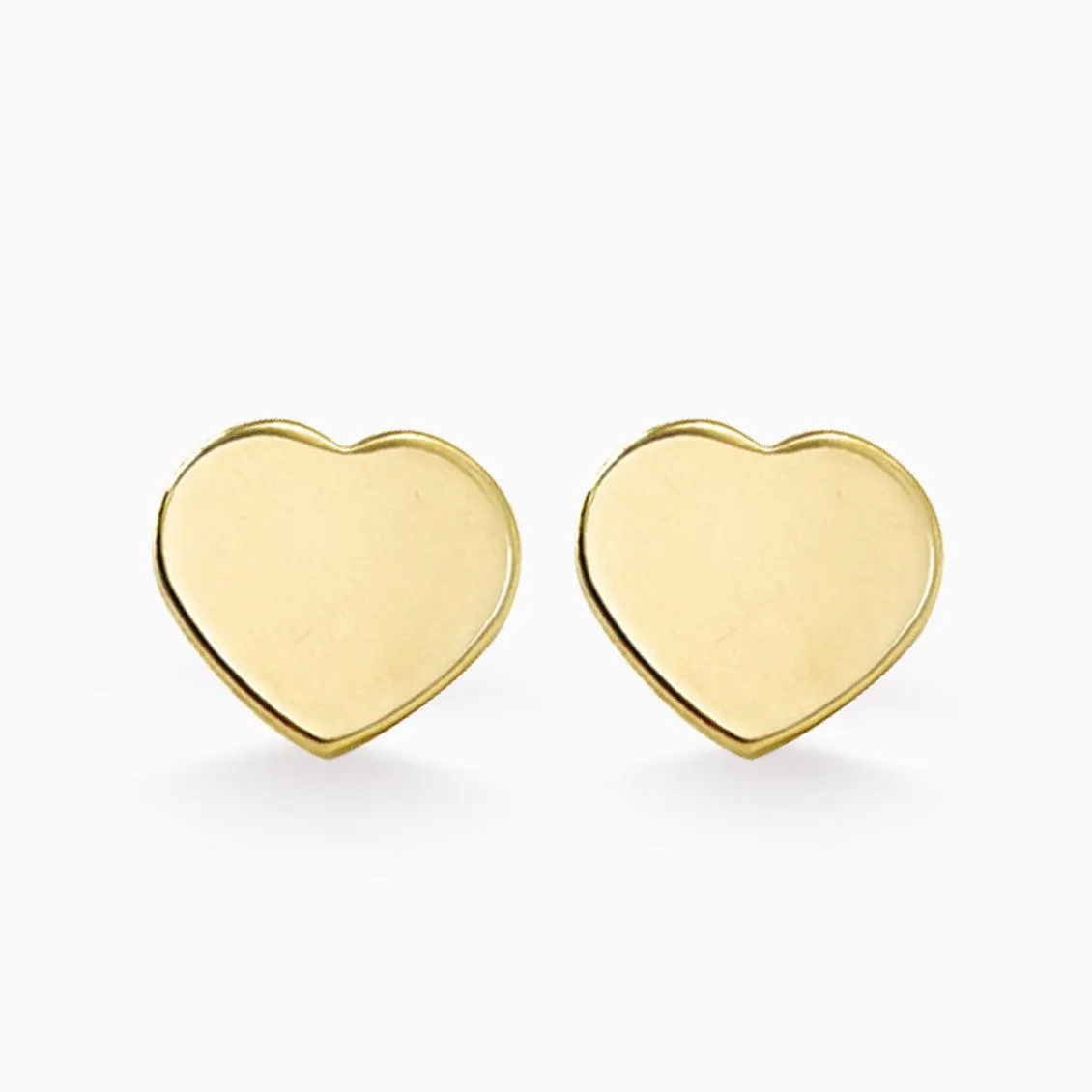 Aretes en oro amarillo de 18K forma de corazón