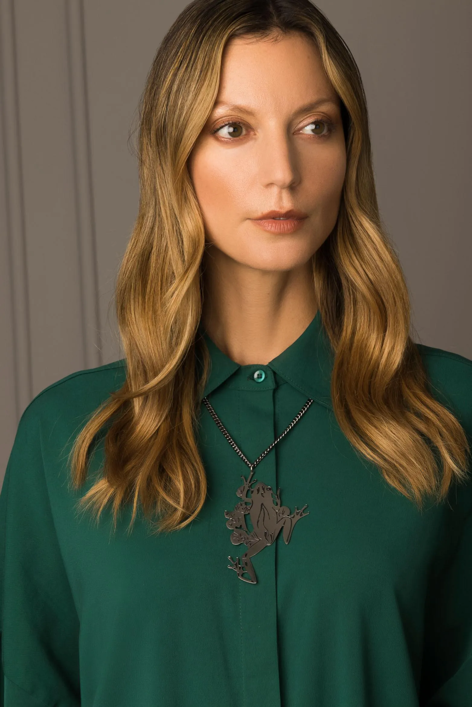 Collar venus para mujer fauna colombiana