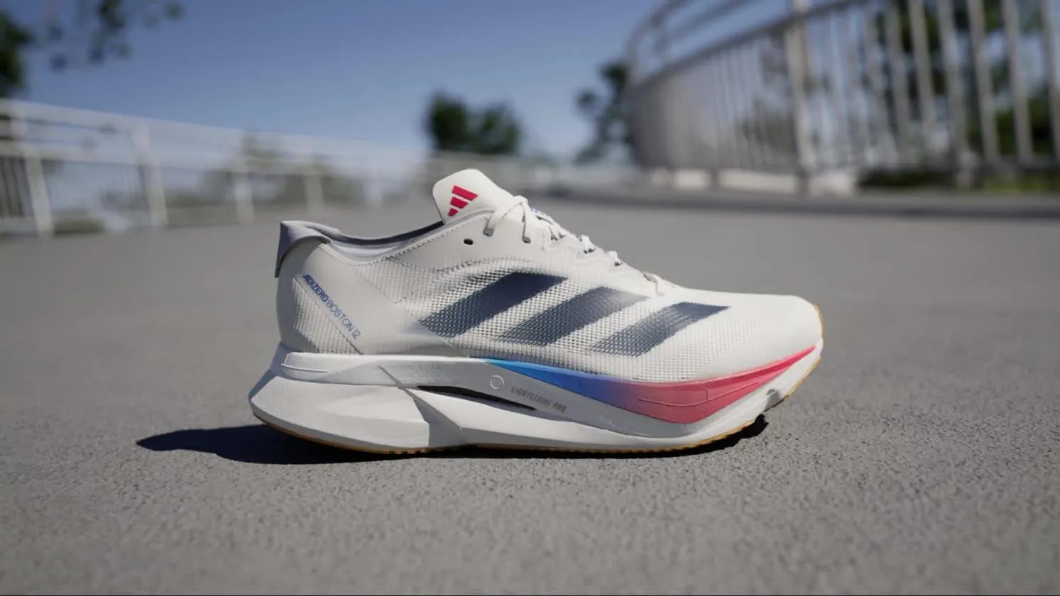 Tenis Adizero Boston 12