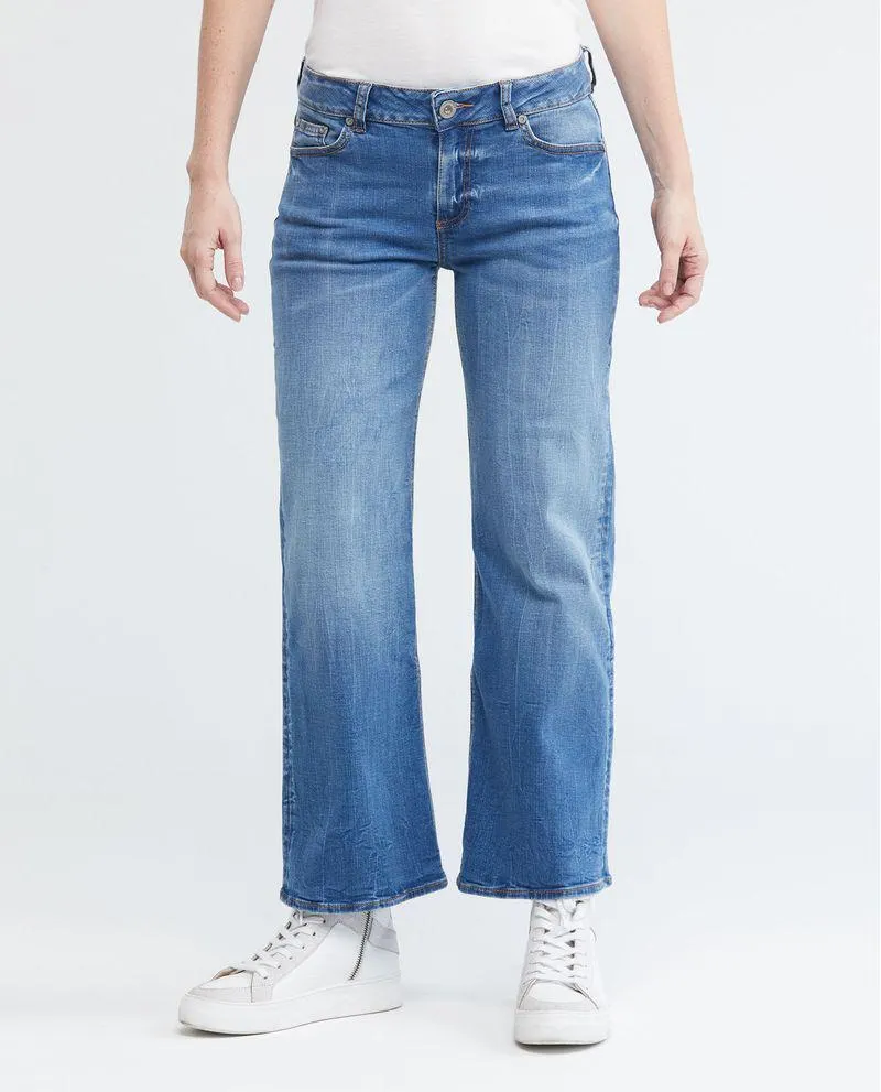 Jean de Mujer Low Rise, Rusty, Bota Relaxed - Azul Medio