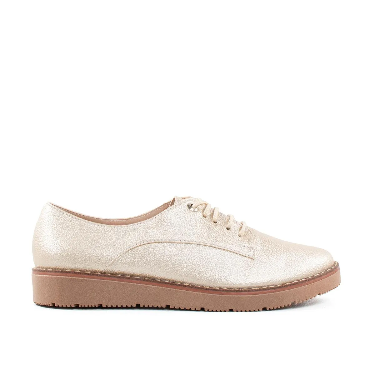 Zapato de atadura tipo oxford color champaña para dama