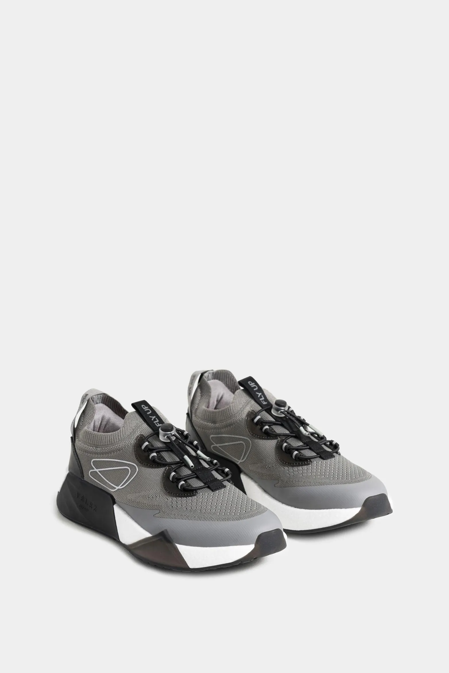 Tenis fly Up freedom 02 en textil y cuero para hombre silueta urban