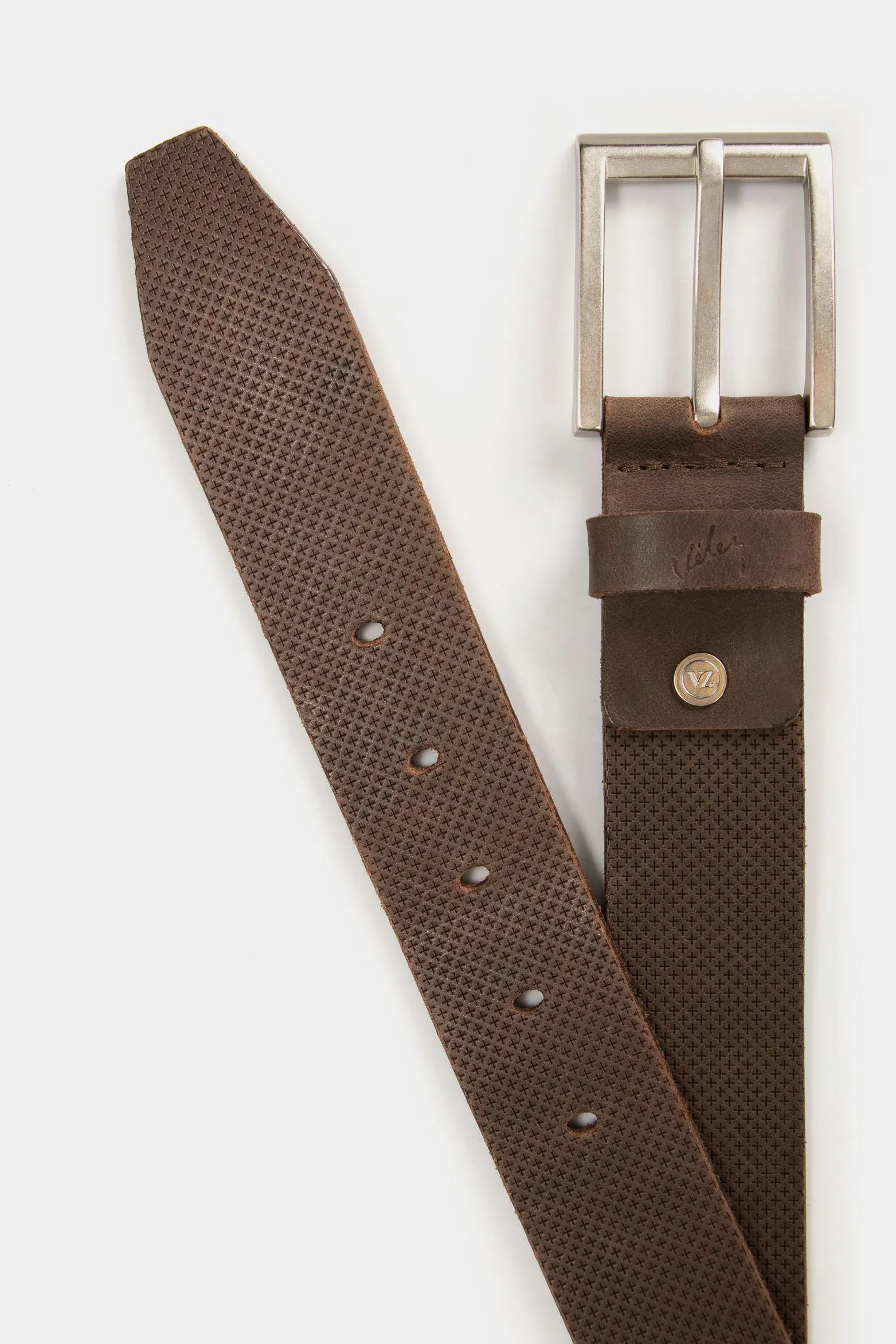 Cinturón unifaz kiat de cuero para hombre grabado placa cruces