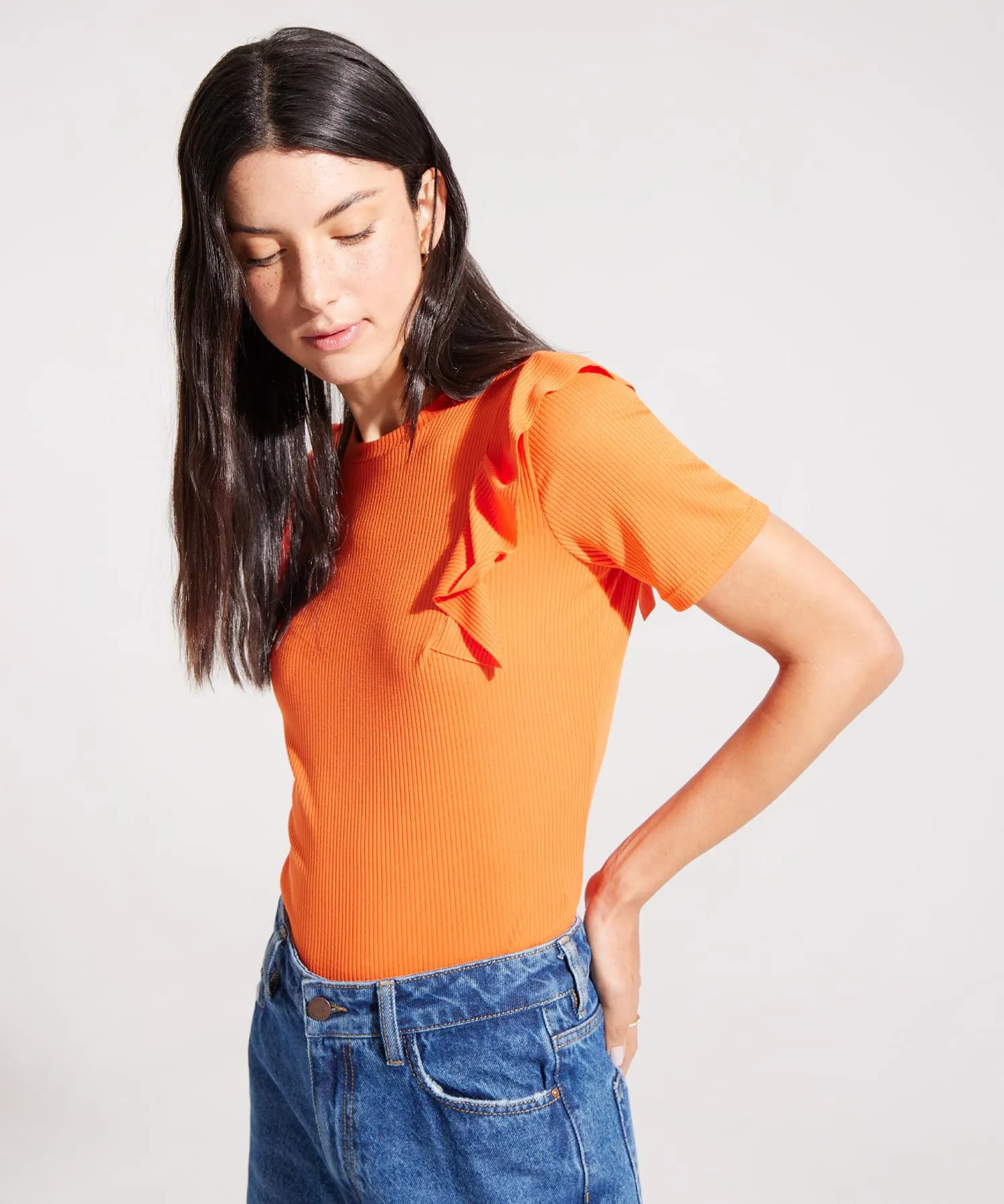 Camiseta Texturizada con Arandelas