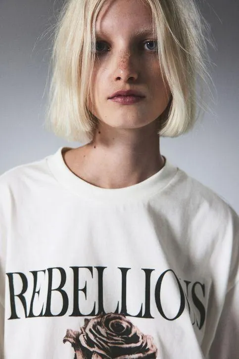 Camiseta oversize con estampado