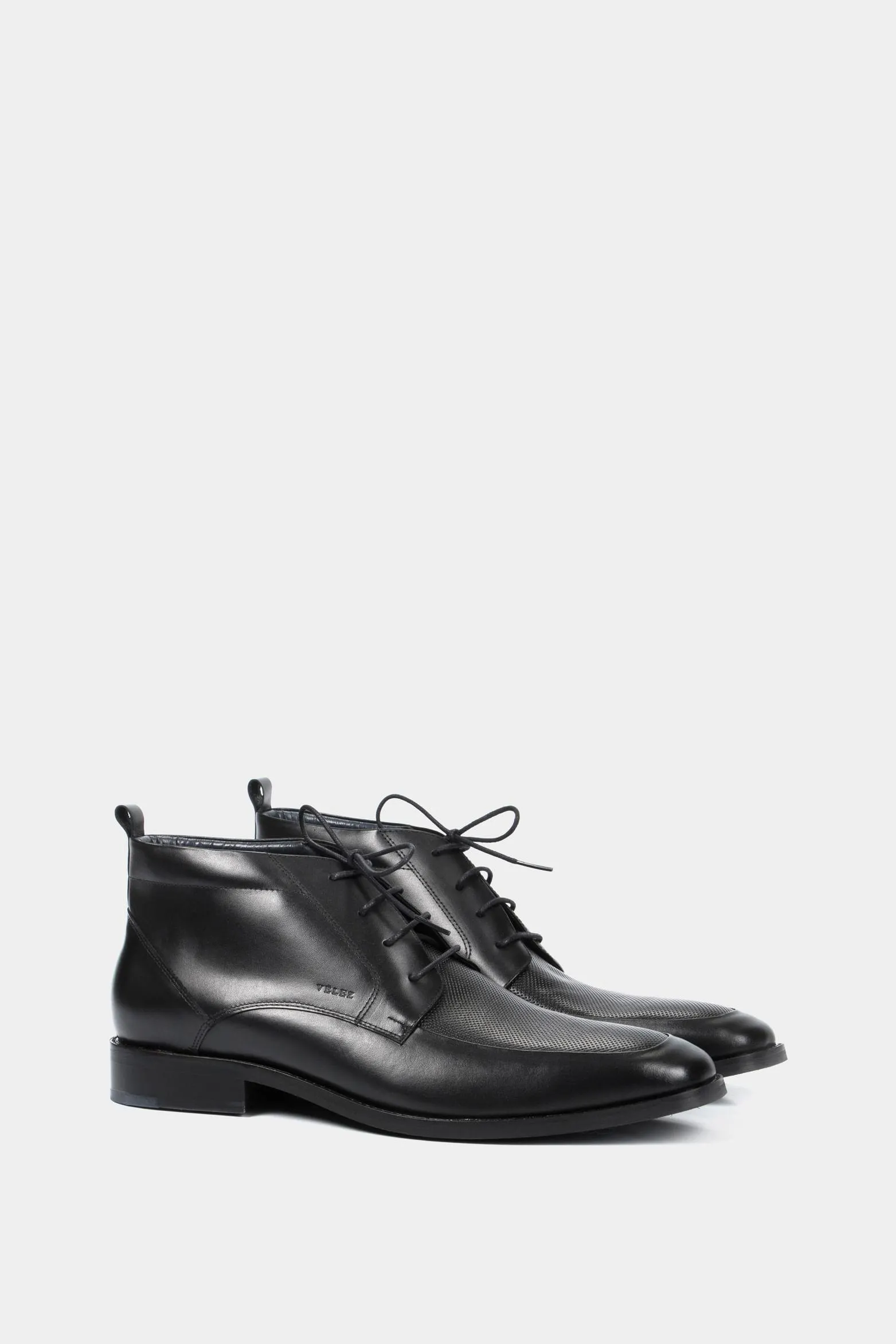 Botas office de cuero para hombre cortes básicos Negro