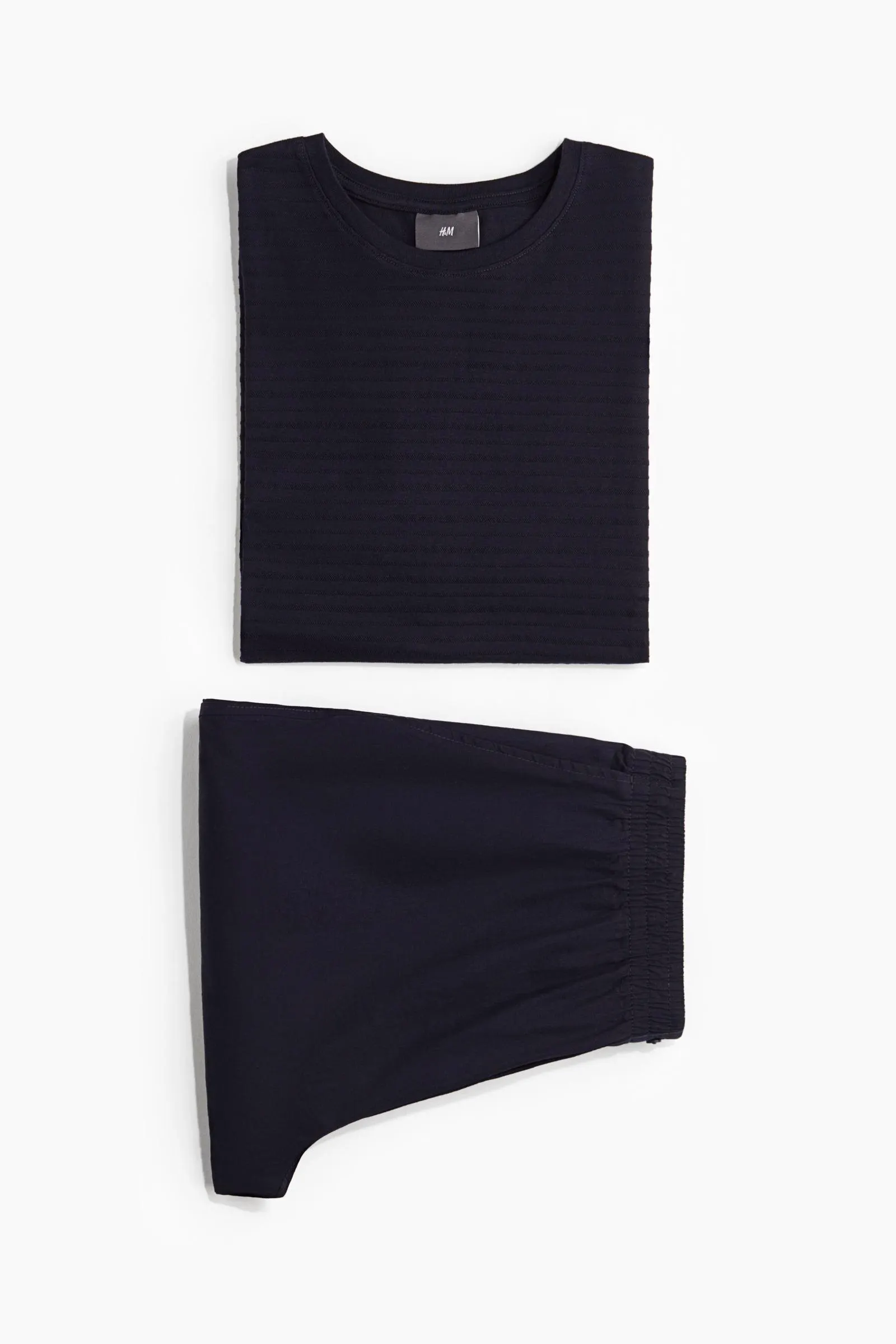 Camiseta y short de pijama