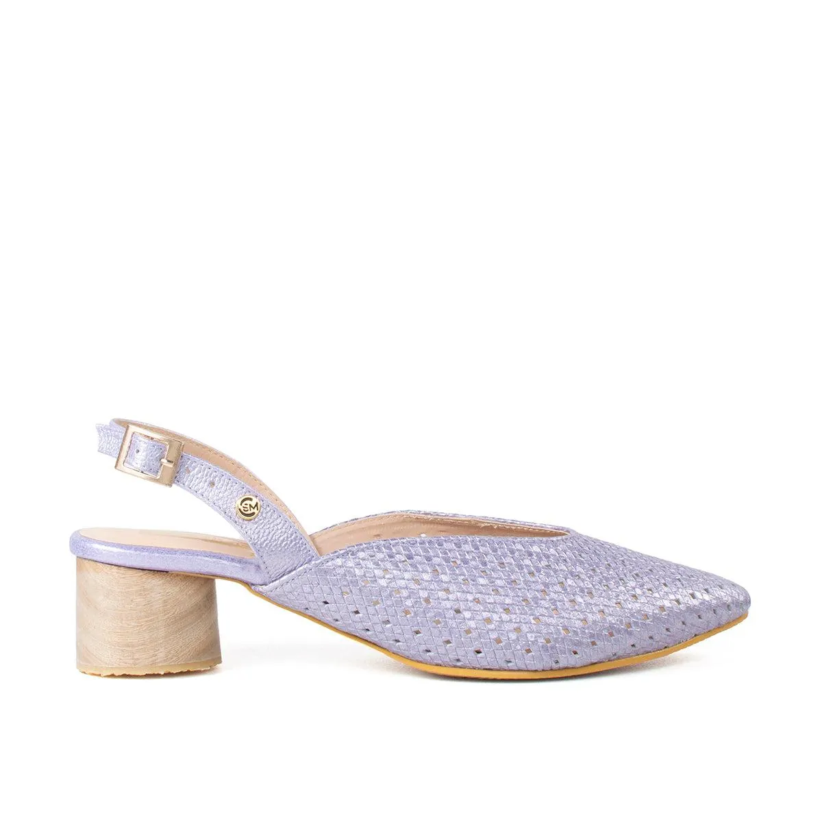 Tacón trabilla de cuero color lila con perforaciones, para dama