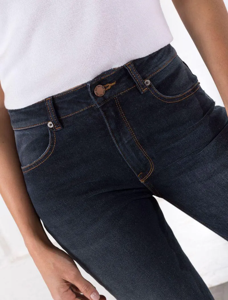 Jean Straight tono oscuro