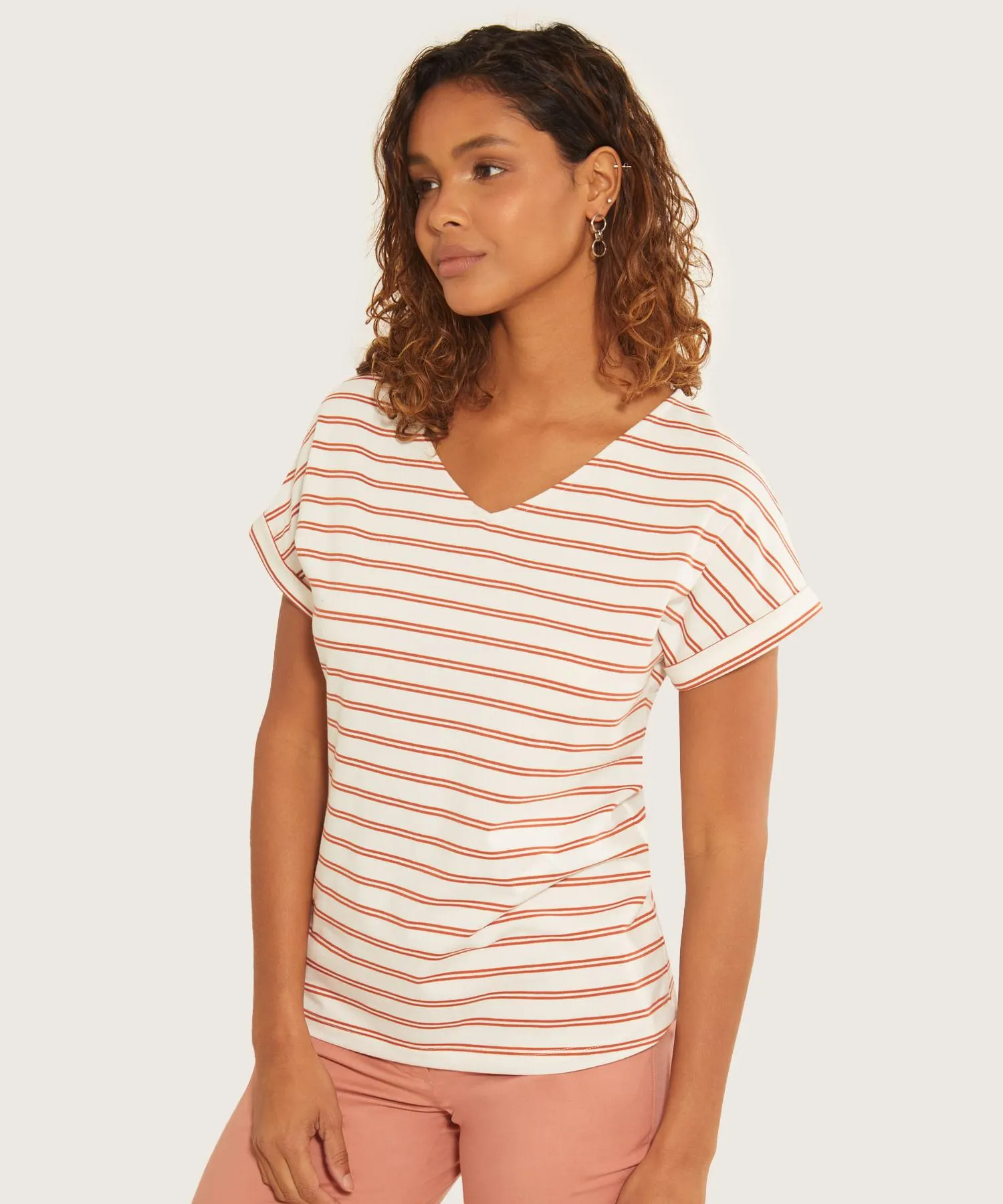 Camiseta Manga Corta Con Guardapolvo Cuello V Preteñida