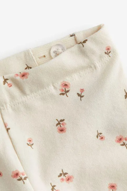 Conjunto de blusa y leggings