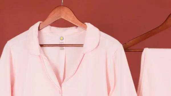 PIJAMA CLASICA BOTONES BAVARA ROSADO CLARO MUJER M/C