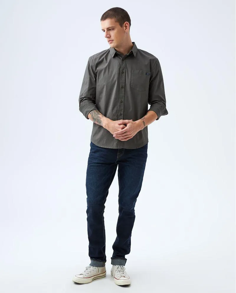 Camisa con bolsillo para hombre