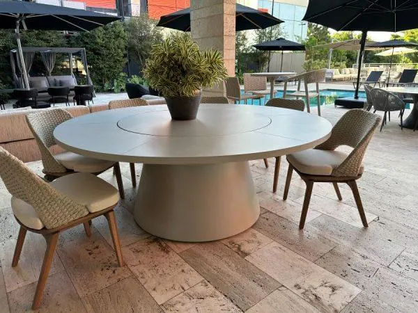 FURO 1.80 MESA DE COMEDOR