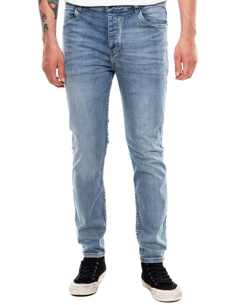 Slim Fit Jeans Tono Claro Con Desgastes