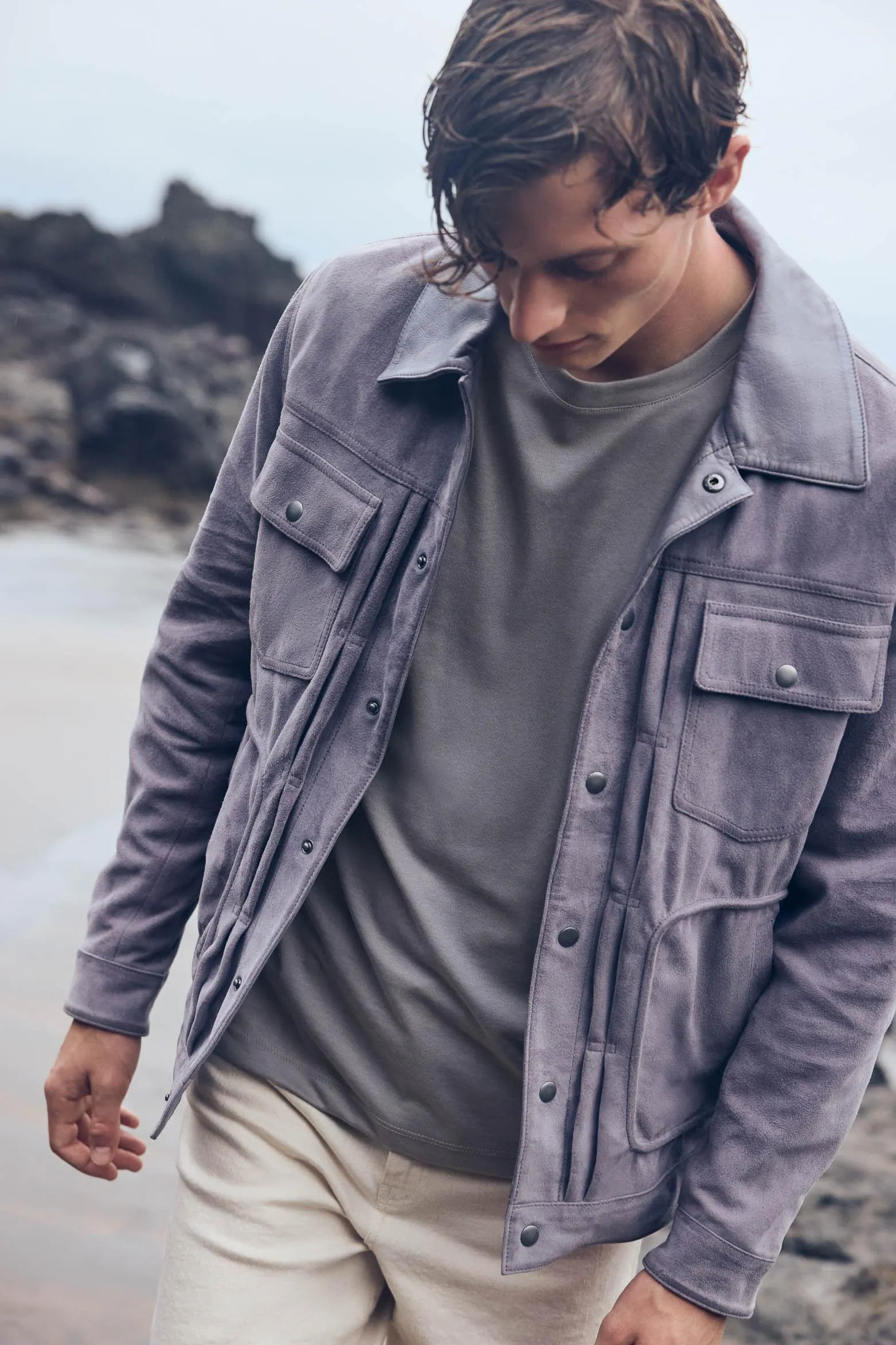 Chaqueta aron en gamuza para hombre detalle cuero